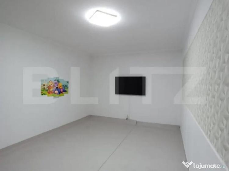 Spatiu comercial/birouri de inchiriat, zona Micro III - 5