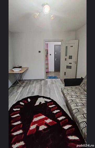 Inchiriez Apartament - 1