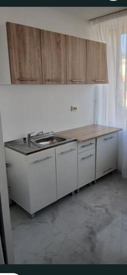 Camera cu baie proprie- renovata- - Tractorul - 1