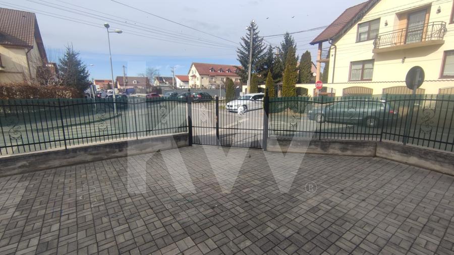 Spatiu comercial de inchiriat - 30 mp - zona foarte linistita de case - 10