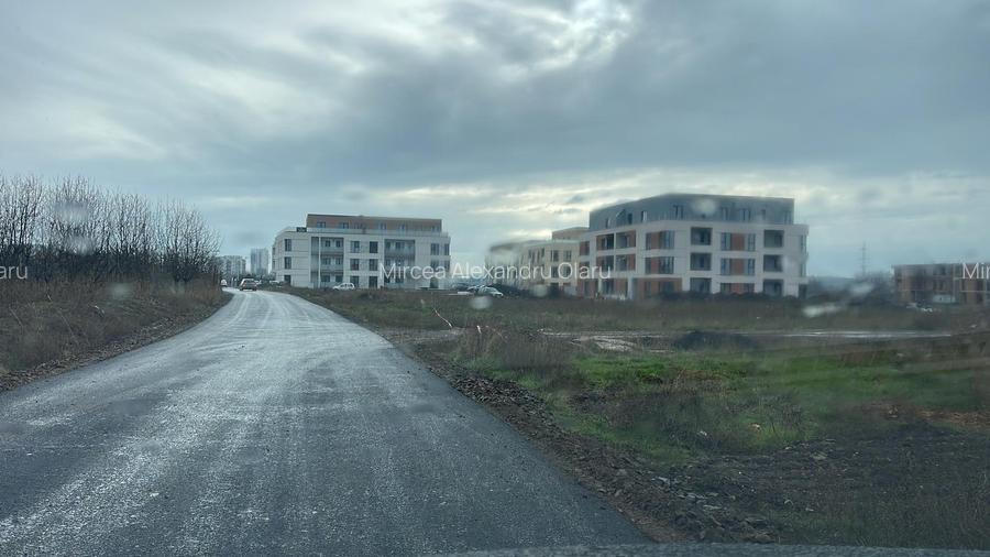 Vand teren pentru locuinte colective in zona Torontalului