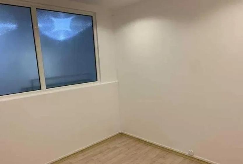 Spatiu Birouri | Piata Romana | 1 minut metrou | 12 mp | - 2