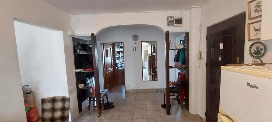 Apartament 4 camere Manastur -Almasului - 1