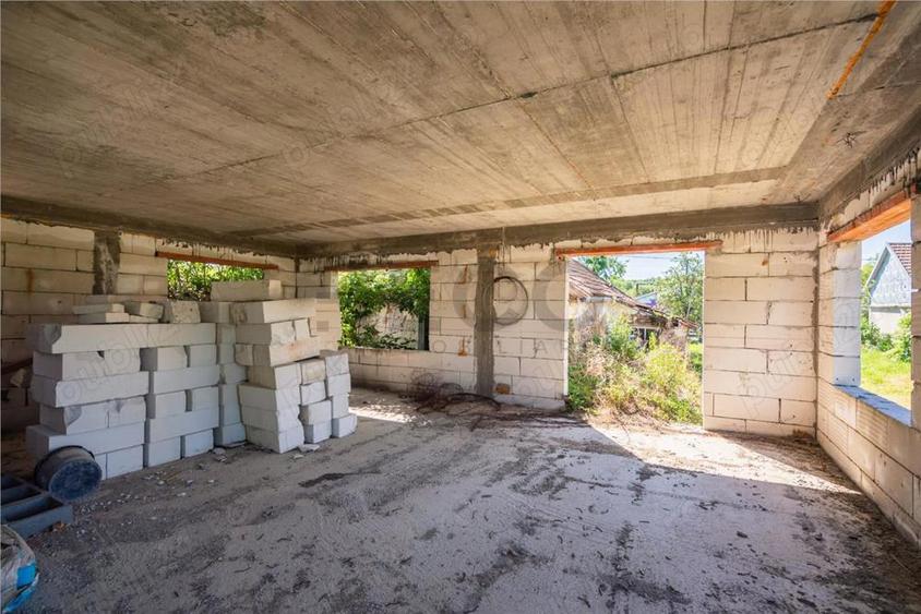 Casa veche ?i construc?ie noua - 3