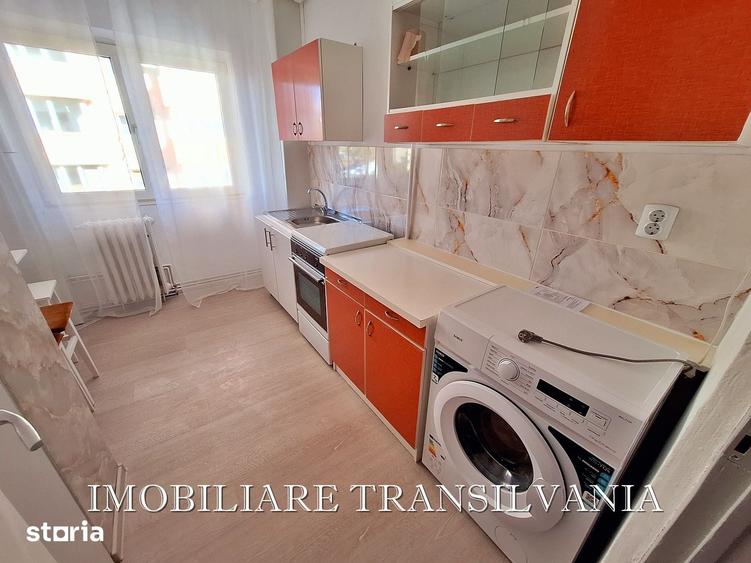 Apartament cu 2 camere decomandat în Independenței