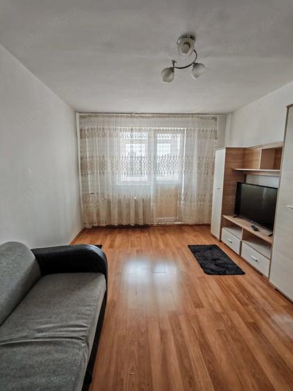 Apartament cu 2 camere decomandat în Berceni