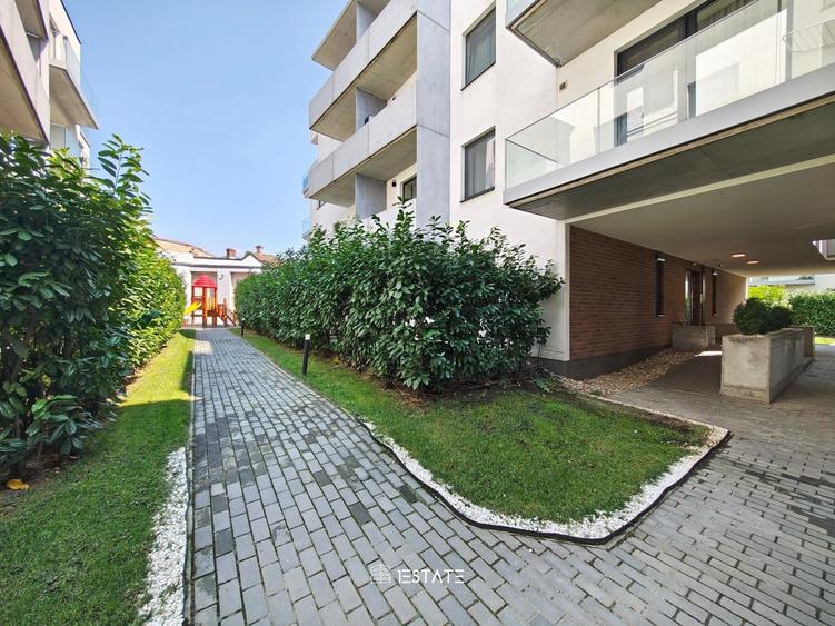 Apartament cu 3 camere decomandat, mobilat în Parcul Carol