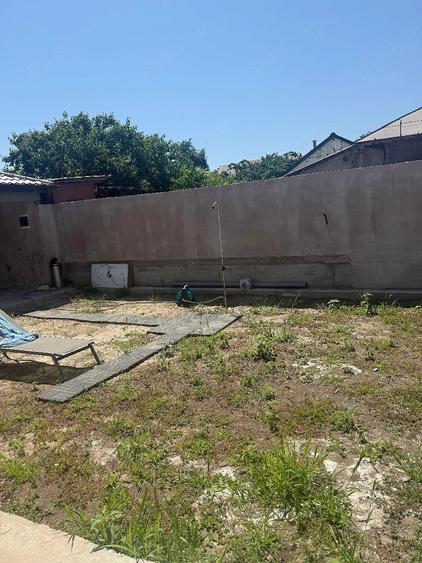 Casă cu Teren 643 Mp în Central