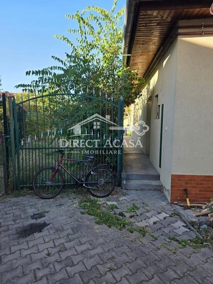 Casă individuală cu 2 camere cu Canalizare în Semicentral