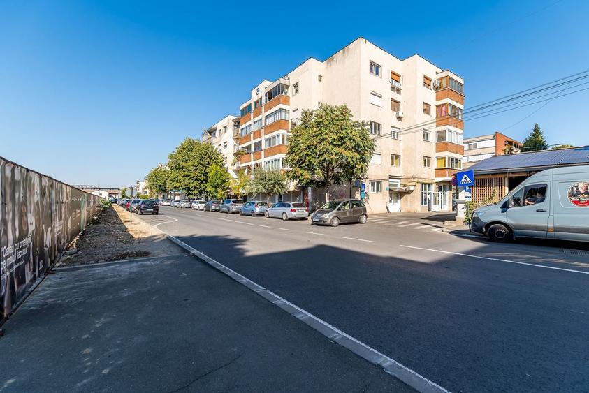 Apartament cu 3 camere decomandat, mobilat în Podgoria