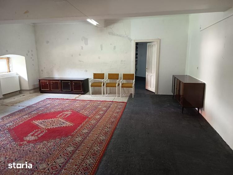 Spațiu comercial, de 165 mp, în Central