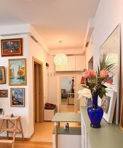 Apartament 2 camere semidecomandat -  Marriot-Uranus - 11