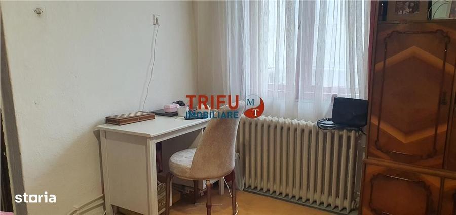 Casă cu 4 camere în Drâmbar