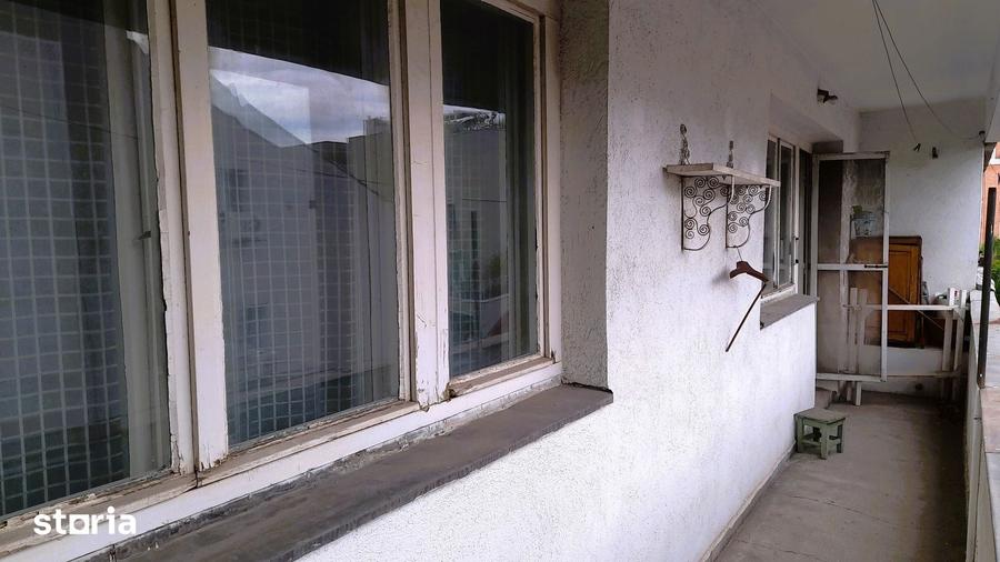 Apartament cu garaj ?i balcon intre Pia?a Victoriei ?i Piata Romana - 8