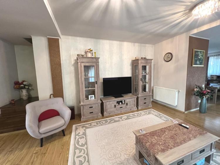 Casă tip duplex de vanzare| 4 camere | Zona Alba-Micesti | suprafata utila 120mp - 2