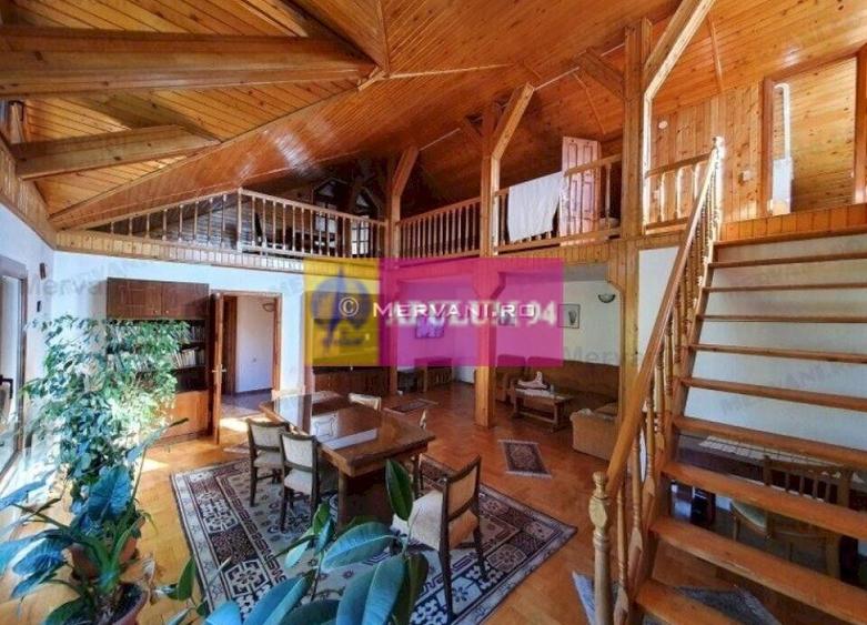 Vila de vanzare in Busteni - Zona Zamora - 8