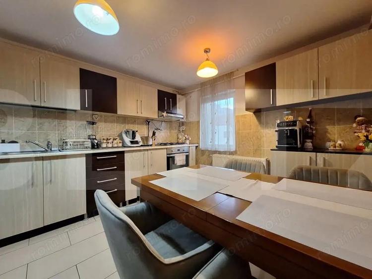 Apartament de vanzare, cu 2 camere, spatios, zona Aradului - 9