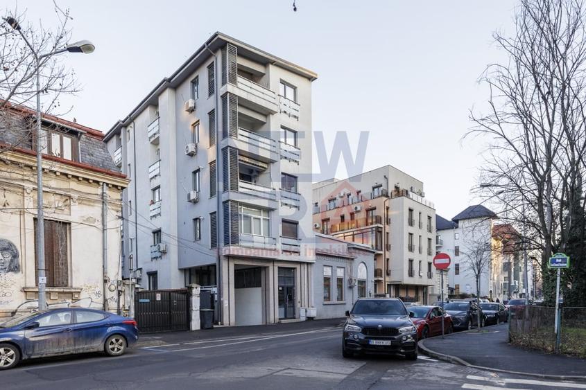 De vanzare apartament tip DUPLEX strada Polona imobil nou-garaj-boxa - 1