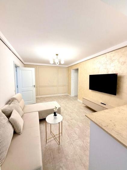 //2 CAMERE// DEMOCRATIEI// PRIMA INCHIRIERE// - 1