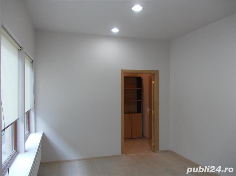 De vanzare 2 spatii comerciale - 6