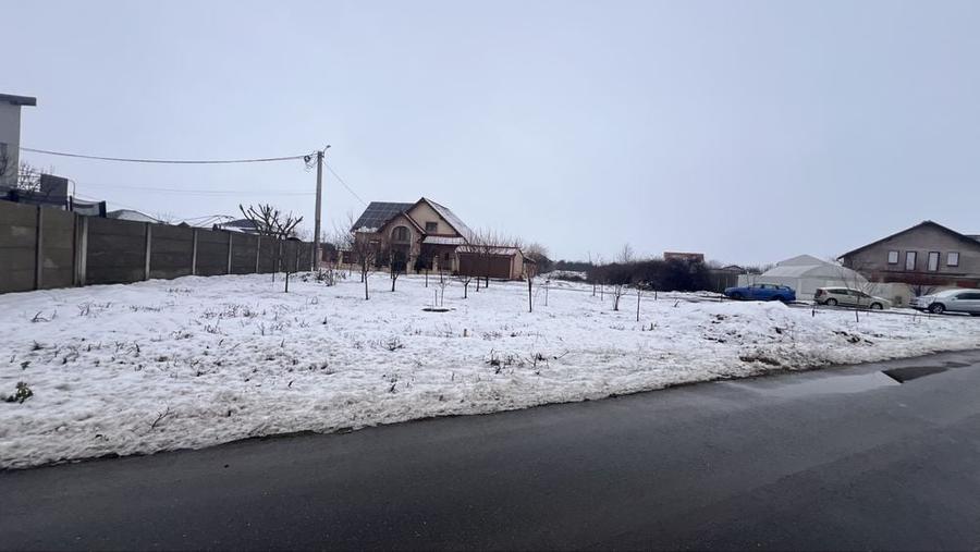 Teren de 1100 mp, în Șag