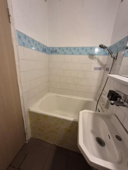 Inchiriez apartament 2 camere - 5