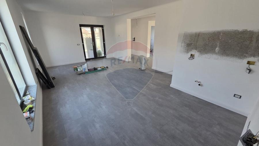 Casa Golesti, Comision 0% - 5