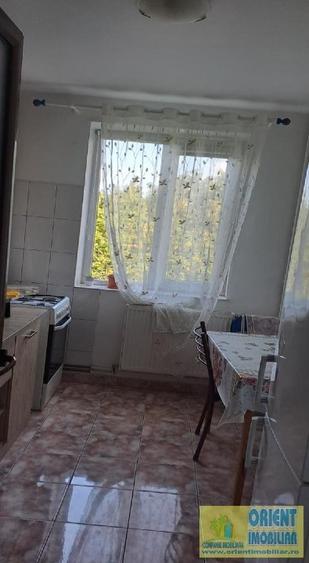 Tomis 3, de vanzare 2 camere, etaj 3, gaze, mobilat - 11