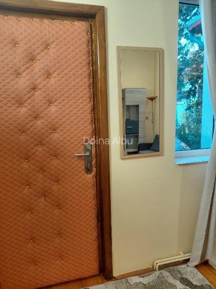 Inchiriez apartament  de 2 camere la  Pta Ch de Gaulle