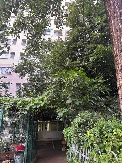 ⸻ 3 camere, 2 balcoane, dublă vedere | Ideal pentru familie | 1 min metrou ⸻ 3 camere, 2 balcoane, dublă vedere | Ideal pentru familie | 1 min metrou