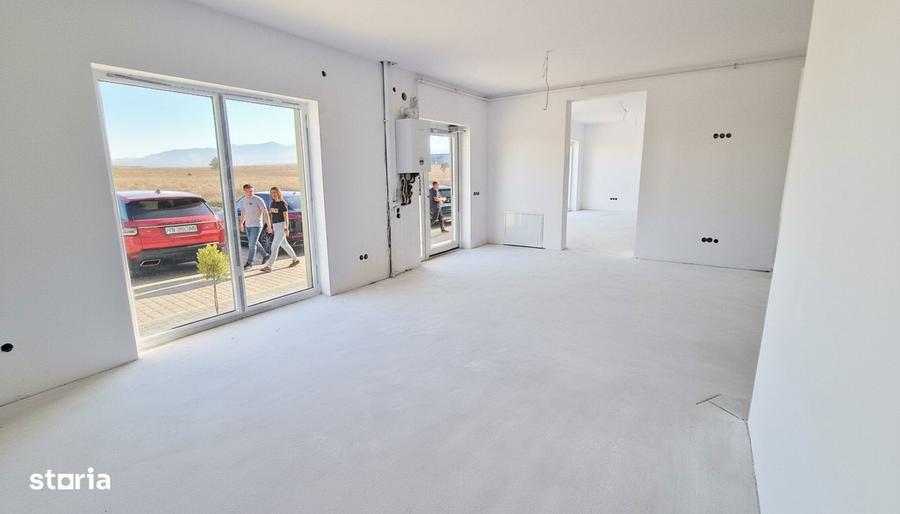 Spatiu Comercial, 2 Vitrine, Open Space, 36 mp - Doamna Stanca Sibiu - 9