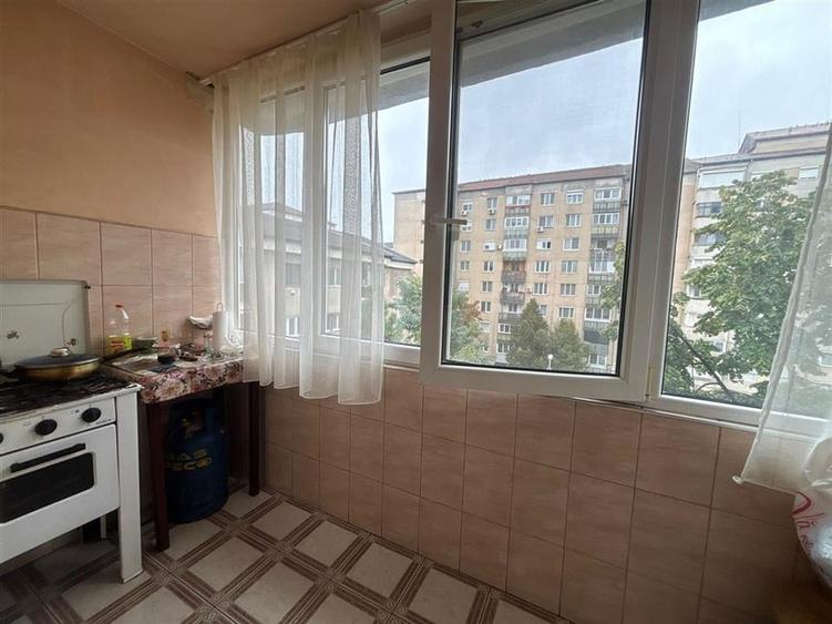 APARTAMENT 3 CAMERE | 2 BAI | TIP PB | STR. STEFAN CEL MARE  | ORADEA - 4