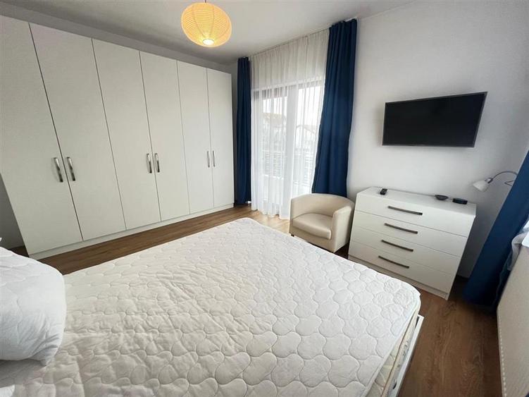 Apartament modern 3 camere 2 bai terasa si parcare zona Brana - 7