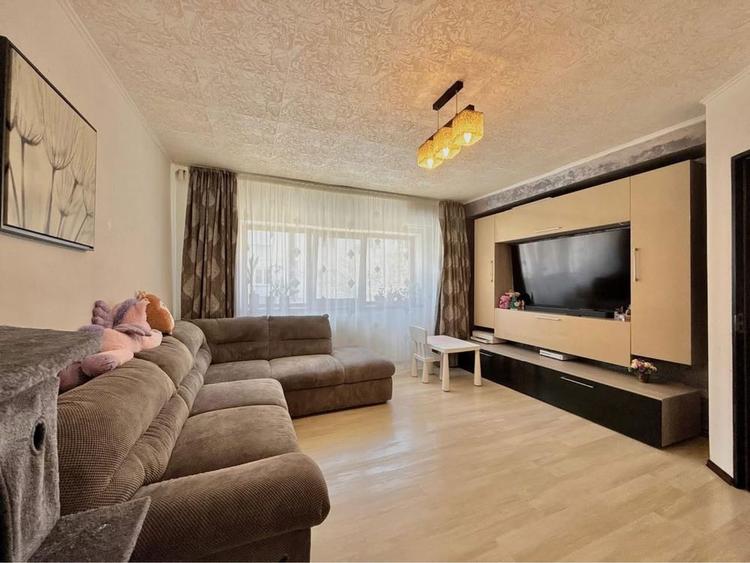 Aparament 2 camere, decomandat - 1