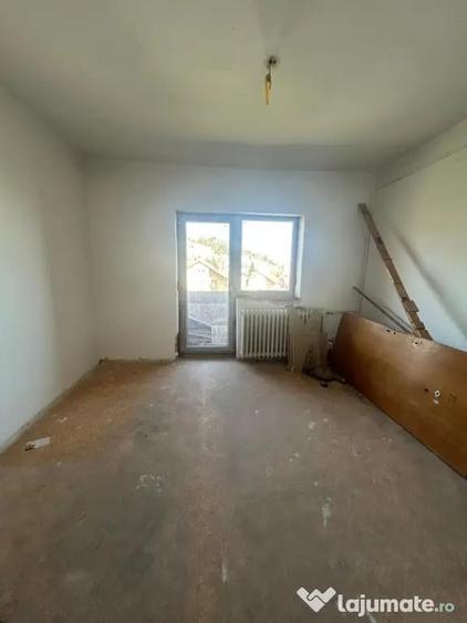 Garsonieră în Răcădău