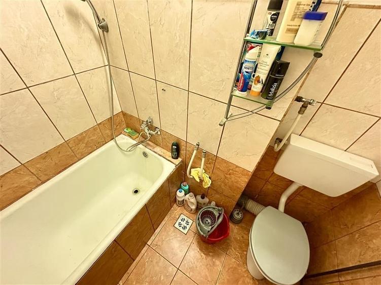 Apartament 2 camere . zona Aurel Vlaicu , Arad. - 4