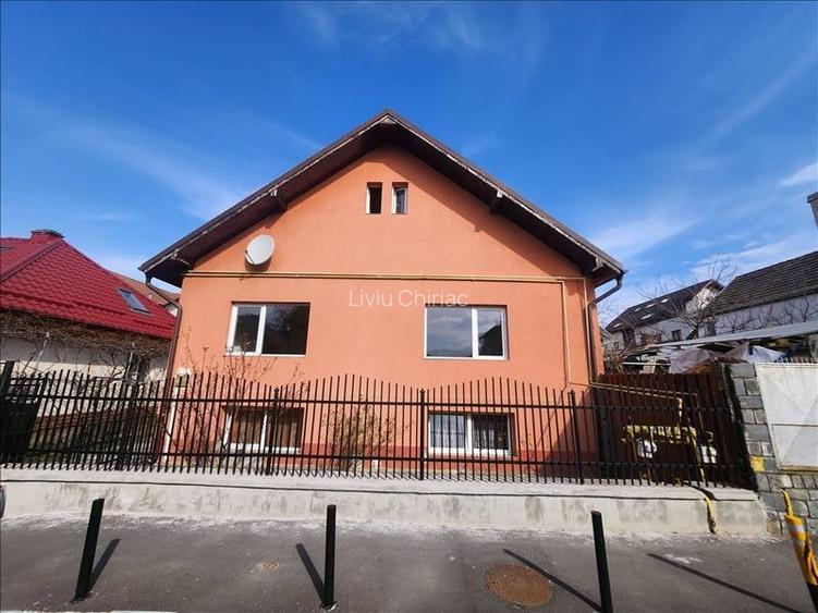 Casă cu 4 camere în Astra Casă cu 4 camere în Astra