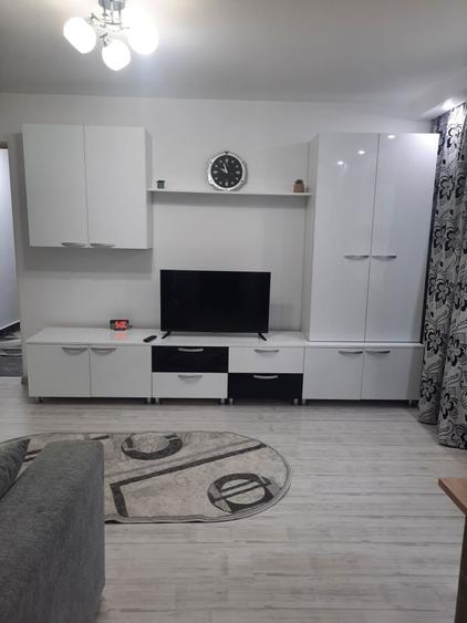 Inchiriez Apartament 2 Camere - 2