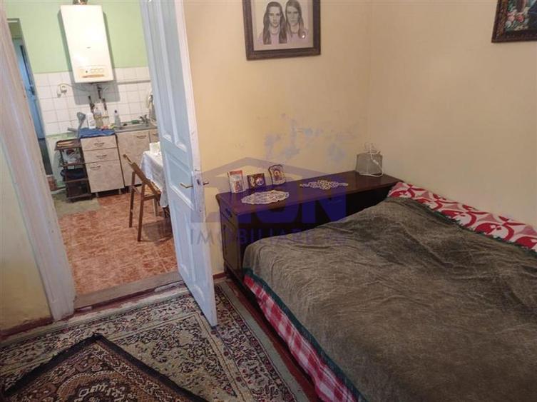 CASA DE VANZARE zona Eroii Revolitiei - 5