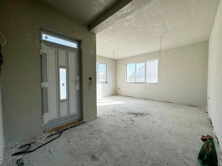 Duplex 4 camere, 110 mp utili, P+Etaj, 200mp teren - Giroc - 5