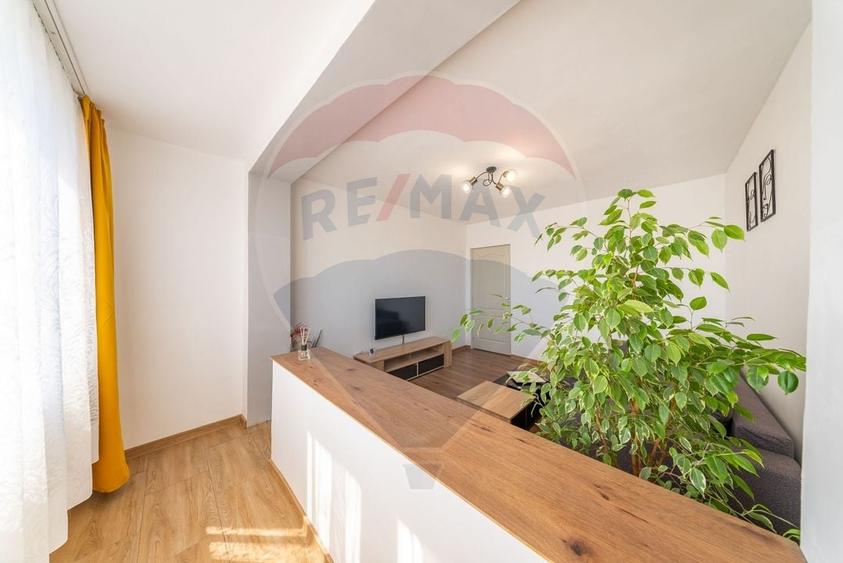 De închiriat apartament modern 2 camere central , centrală gaz . - 3