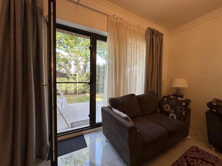 Vila Individuala 5 Camere Otopeni Terasa Parcare Curte Generoasa - 8