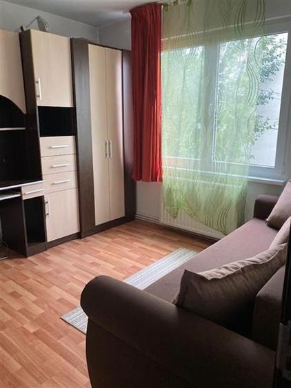 Apartament cu 2 camere decomandat, mobilat în 7 Noiembrie