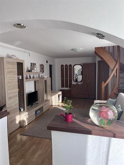 Apartament modern 2 camere boxa zona Valea Aurie - 1