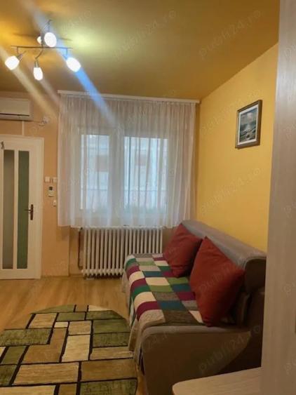 Vand vila deosebita , situata central - 14