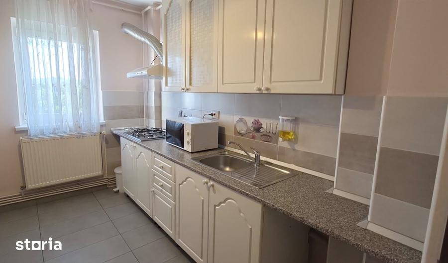 Apartament cu 2 camere decomandat în Șerbănești
