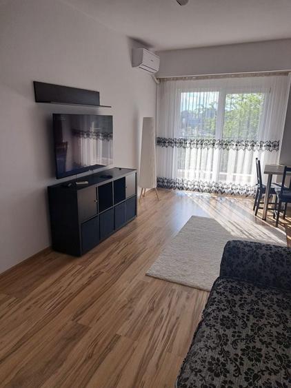 Inchiriez apartament decomandat Rams Residence - 2