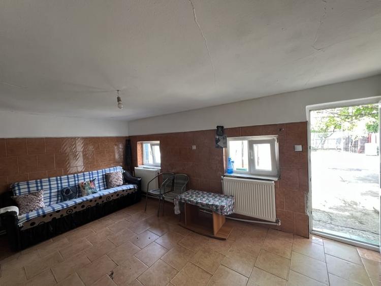 Casa 3 camere, Izvoare - 14