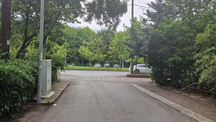 Teren | Parc Titan | Baba Novac | 232 Mp | P+2+M - 11