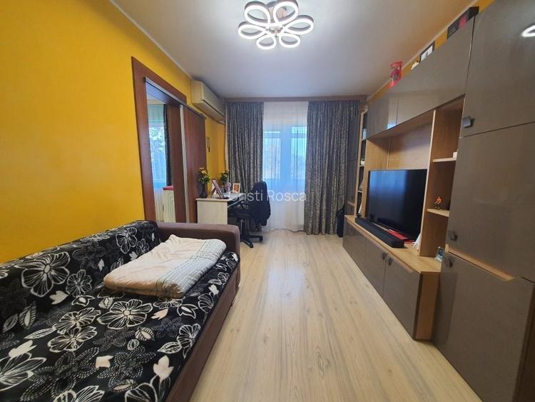 INEL II-SALVARE APARTAMENT CU 2 CAMERE CENTRALA PE GAZE